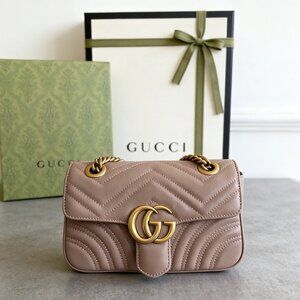 Gucci GG Marmont Small Shoulder Bag